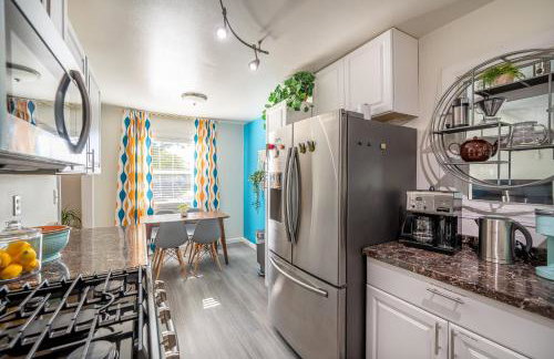 Hello Sunshine OC minutes to Disneyland-Family Friendly - Foto 28