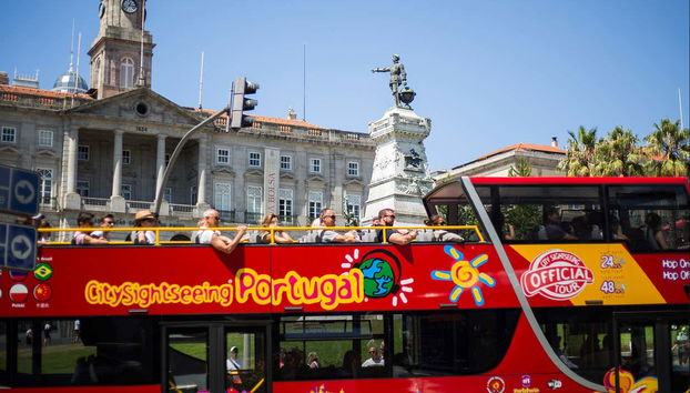 Porto Hop-On-Hop-Off Bus Tour - Photo 4, Drive through Porto's historical centre