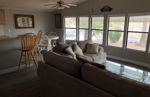 Gorgeous Sunset and Desert Views in Topock - Foto 11