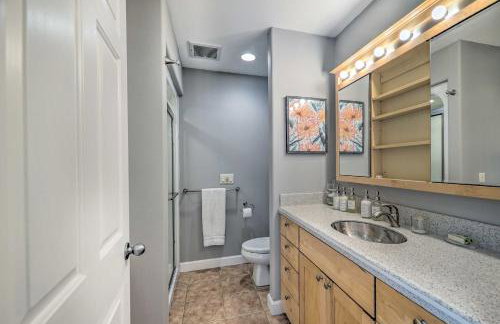 Cozy Whitehall Hideaway with Hot Tub and Chiminea! - Foto 17