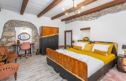 2 Bedroom Cozy Home In Malinska - Photo 5