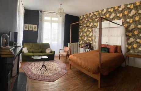 Chez Mary Studio - Romance chez Sir Guillaume - Foto 1