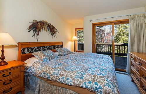 SnowCreek #936 Shared Pool & Hot Tub - Photo 3