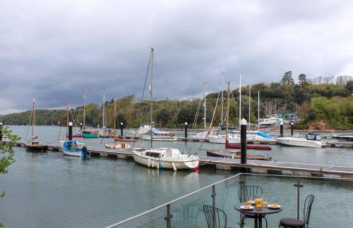 Spanish Boathouse - Photo 31