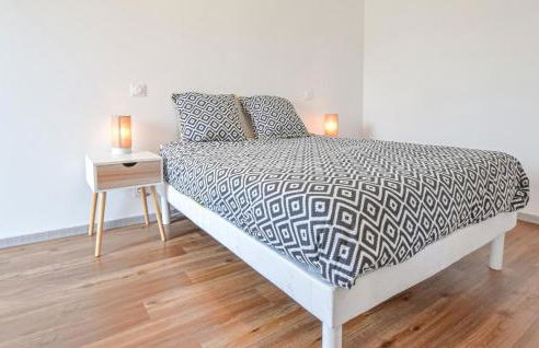 3 Bedroom Stunning Home In Creances - Foto 14