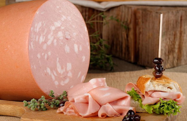 Degustação de vinhos de Bolonha em uma loja de vinhos com um morador local - Foto 12