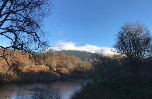 Hot tub lodge with stunning view - Foto 18