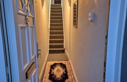 Modern Stylish Flat - Free Parking - Near London - Foto 9