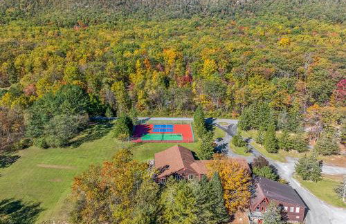 Almost Heaven - Grill, 2 King Beds, Wifi, Deck, Pool Access, Hiking, Wood Stove, Family Friendly - Foto 52