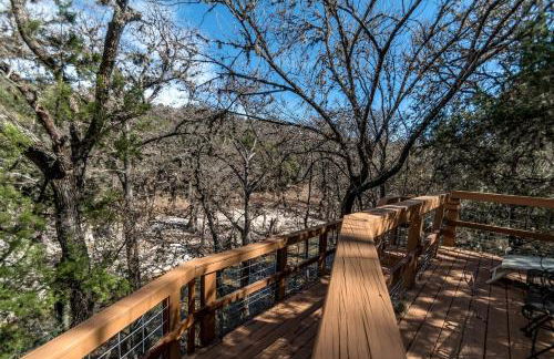 Lovely Cottage Retreat in Texas Hill Country with Cypress Creek Views near Hamilton Pool - Foto 38