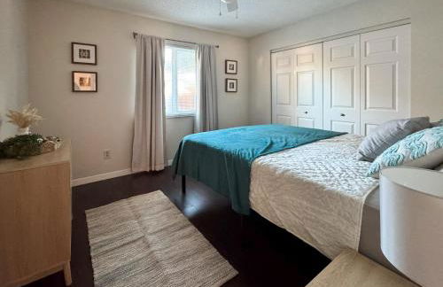 WiFi - Pet Friendly - Laundry - Short - Long Term - Foto 35