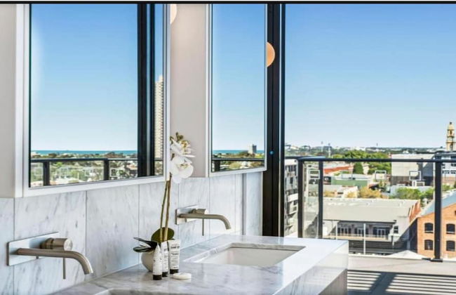 Luxury Penthouse with Bay and City Views - Foto 35