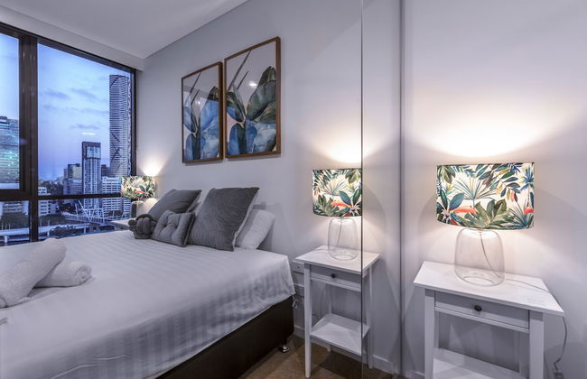 Airhome Southbank Riverside Tower - Photo 11