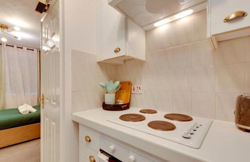 Stylish and modern studio flat Free parking - Pass the Keys - Photo 20