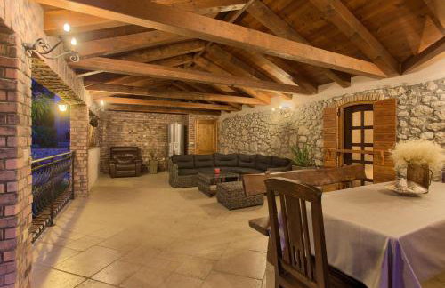 Rustic holiday house MAGDALEA with pool - Foto 24