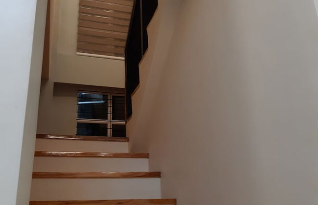 Restful 3BR Hillside Duplex - Foto 23