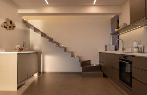 Sun and Sea Apartment - Beachfront, 2 Bedrooms with Sea View & Garden - Photo 22