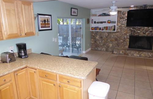 Perfecto Mundo 6, Orlando Area 4BR-2MB-3Bath Huge Pool, Ping Pong, Billiard, Disney Universal - Foto 38