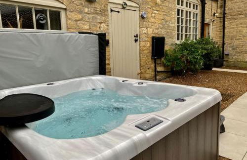 The Retreat-luxury cottage with hot tub (sleeps 4) - Foto 9