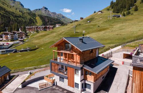 AlpeLuce Mountain Chalet - Foto 1