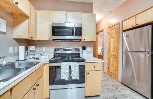 Spacious Home in Helen with Porch and Balcony! - Foto 15