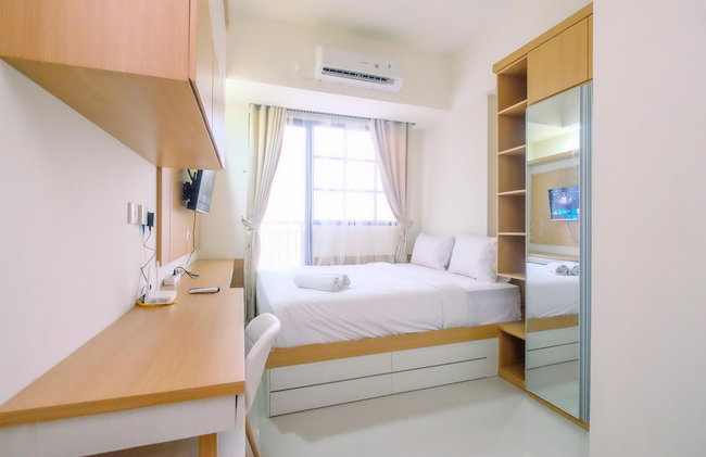Good Choice And Strategic 2Br Without Living Room Evenciio Apartment - Foto 4