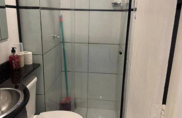 Conforto e refúgio a poucos minutos da praia! - Foto 6