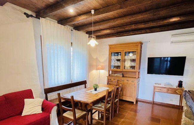 Quiet and Relaxing, Surrounded by Greenery a few Kilometers From the sea - Foto 16