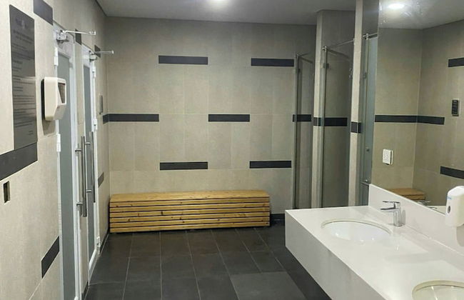 Pearl Plaza Luxury WiFi, Near Landmark 8 Apt, City View, Pool, Gym, Free - Foto 56