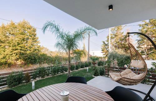 Kyan Executive Suites - Photo 8