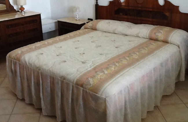 Panoramic Apartment in Villa With Pool and Garden Wi-fi - Foto 2