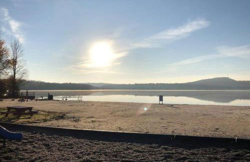 Tranquil Getaway in the Pocono Mountains - Foto 50