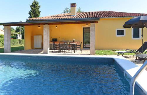 Holiday Home Nina by Interhome - Foto 1