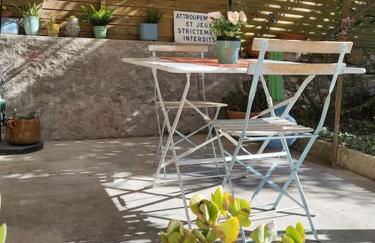 Studette indépendante et coquette avec terrasse sur jardin - Foto 8