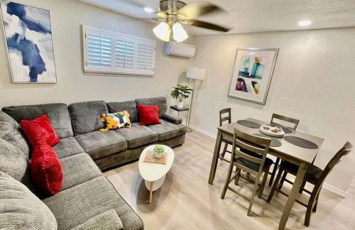 Apartment A, Restful,Cozy, close Sunland Park Mall - Foto 12