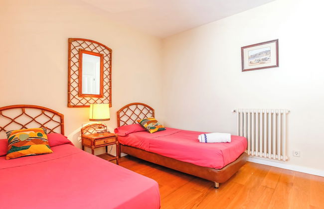 Just 10 Minutes From Sitges, House With Private Garden and Pool- - Foto 2