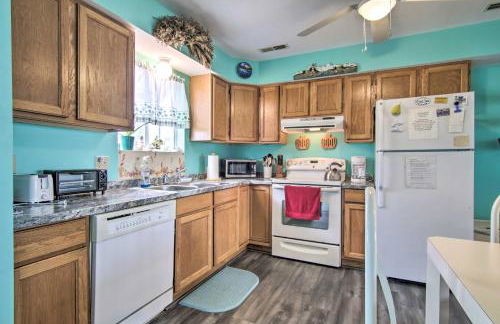 Chincoteague Townhome with Pony Views from Deck! - Foto 7