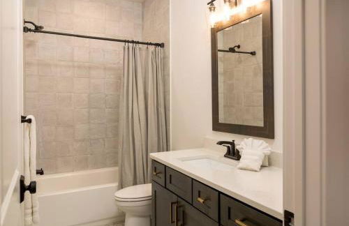 Painted Cliffs-Hot Tub, Amazing Views Between Zion and Bryce - Foto 16