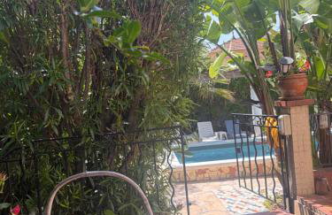 Très beau Studio lumineux dans Villa avec piscine - Foto 6