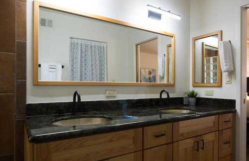 Spacious Arcadia Lite house w pool mtn views - Photo 23