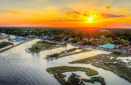 *OCEAN FRONT* Pier-adise 2Bed/2Bath, Sleeps 8 - Photo 53