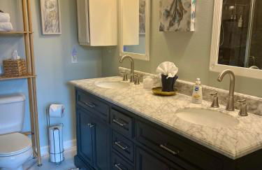 Ocean Front! Walk to Beach, Fenced Yard, Vacation Beach House - Foto 20