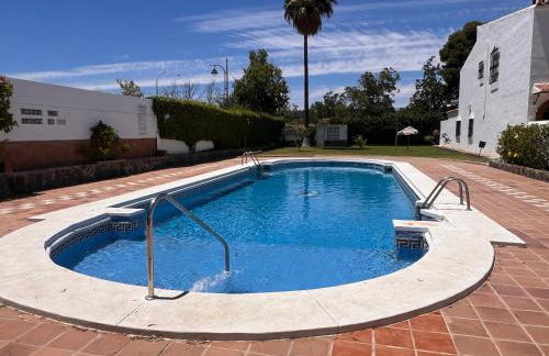 Espectacular Loft con piscina Comunitaria junto al mar Málaga - Photo 19