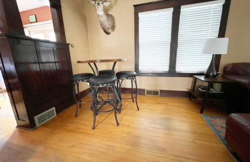 Hill City Haven Downtown Main Street - Foto 30