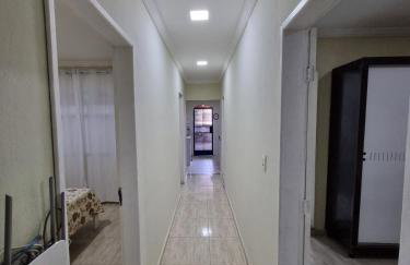 Super Confortável, WiFi Rápido, Garagem Coberta, 2 Banheiros, Suíte, 3 Quartos, Microondas, Cozinha Grande Completa, Mesa de Jantar Grande, Entrada Privativa, Perto do Shopping Pátio Matosinhos, 5 min do Centro Histórico - Foto 21