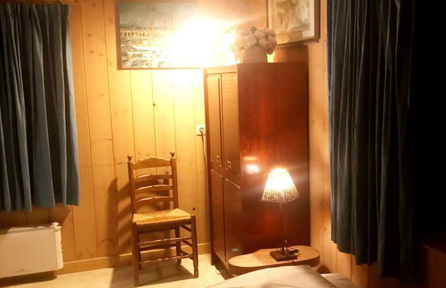 Retreat With Ponds, Braibant - Foto 3