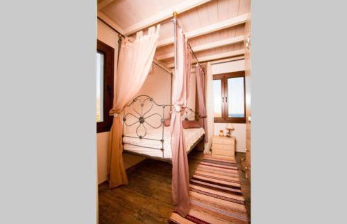 NIKIS SEASIDE HOUSE - Photo 36