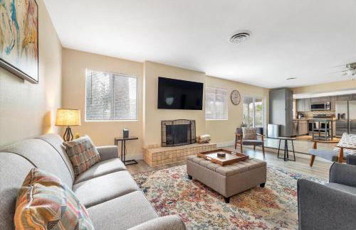 Stylish home with pool and spa - Foto 27