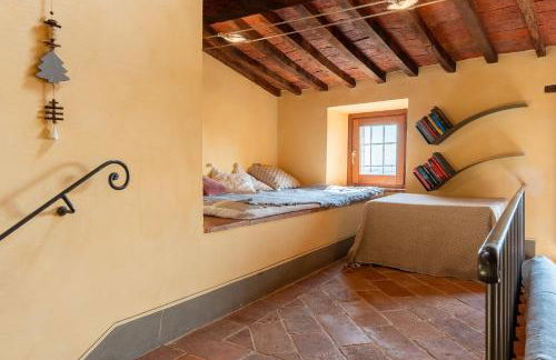 Small Rustic Apartment - Photo 13