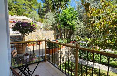 The Pine Trees - Foto 13